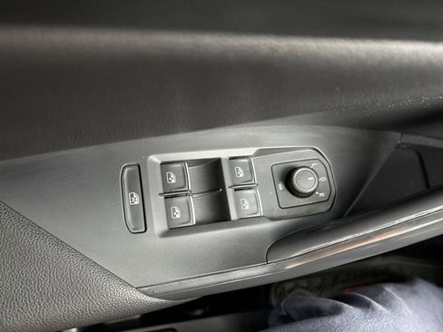 Used 2021 Volkswagen Jetta GLI Autobahn image 19