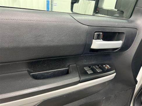 Used 2019 Toyota Tundra SR5 image 20