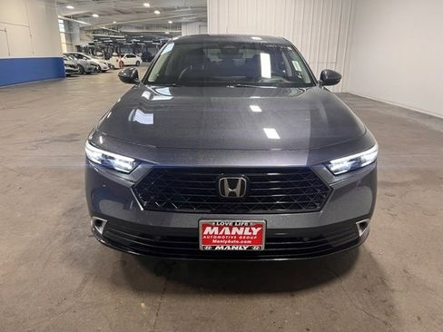 Used 2024 Honda Accord Touring image 8