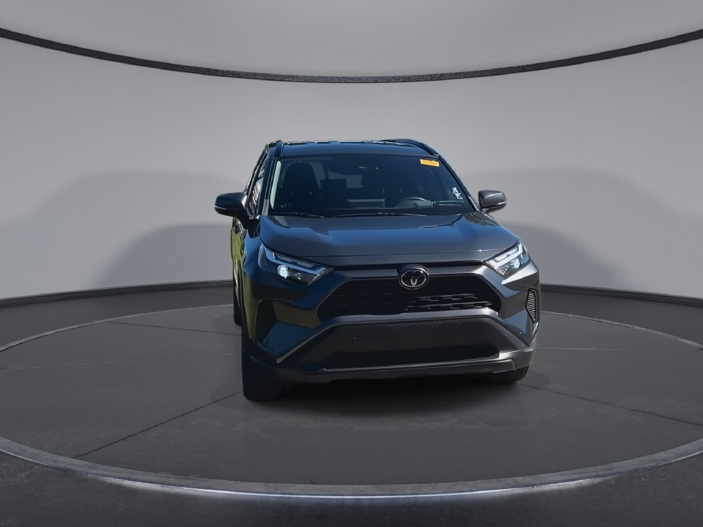 Certified 2025 Toyota RAV4 LE AWD/4WD image 3