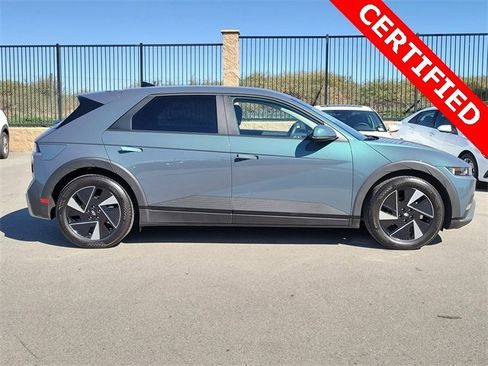 Certified 2025 Hyundai Ioniq 5 SE image 24