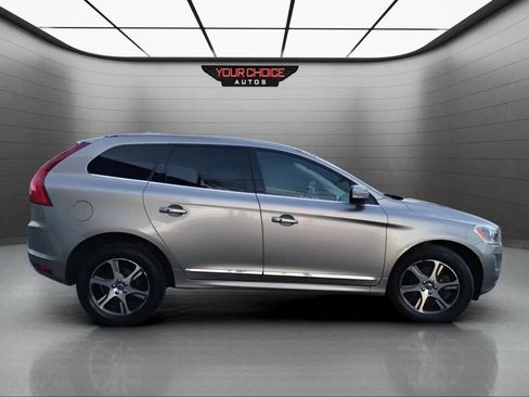 Used 2015 Volvo XC60 T6 w/ Proximity Package image 6