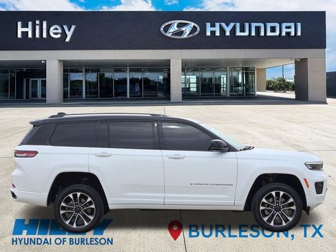 Used 2021 Jeep Grand Cherokee L Overland w/ Luxury Tech Group IV image 3