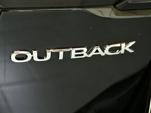 Used 2025 Subaru Outback Premium image 13
