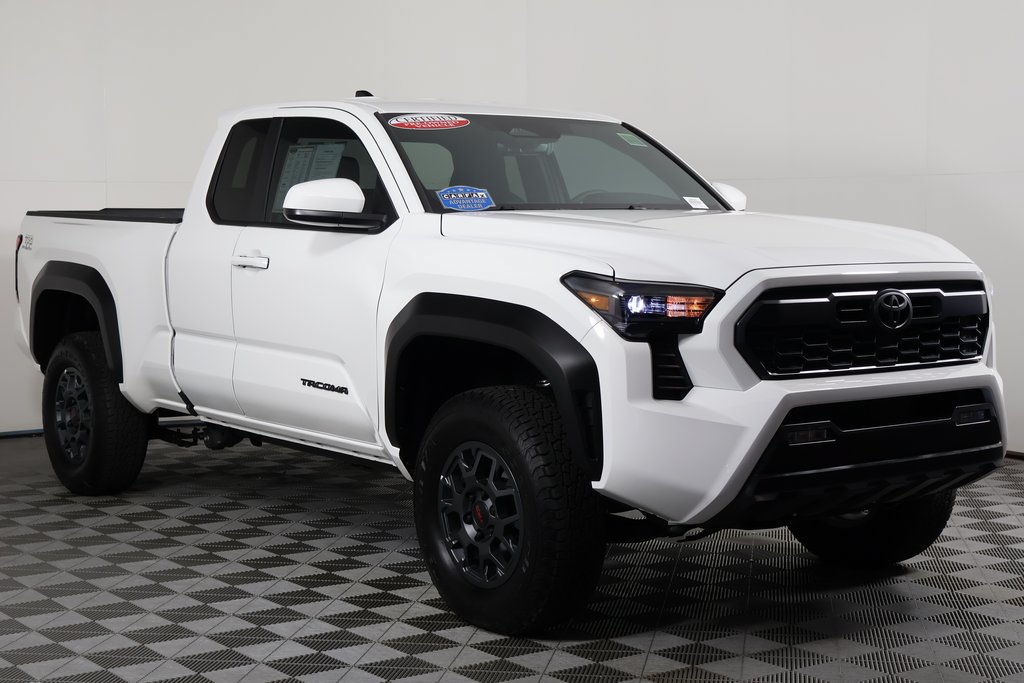 Used 2026 Toyota Tacoma SR5 RWD image 3
