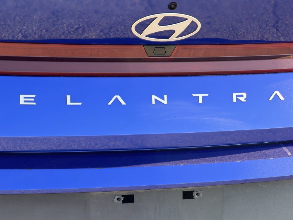 Used 2024 Hyundai Elantra SEL FWD image 6