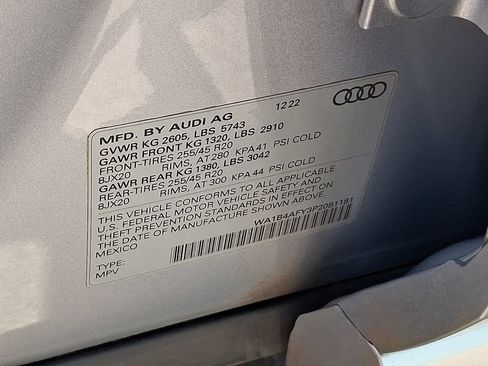 Certified 2023 Audi SQ5 Premium Plus w/ Premium Plus Package AWD/4WD image 29