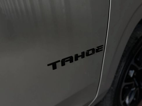 Used 2022 Chevrolet Tahoe RST AWD/4WD image 42