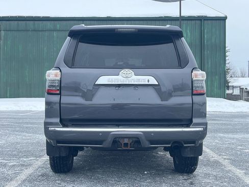 Used 2016 Toyota 4Runner Limited image 7