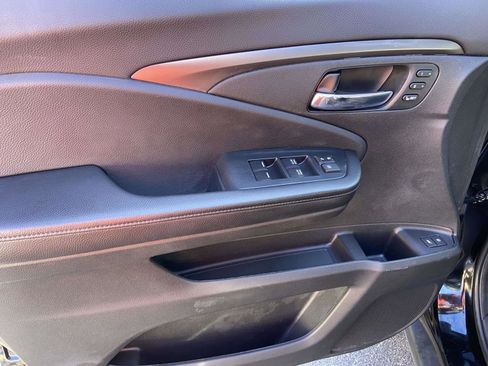 Certified 2022 Honda Pilot Special Edition image 13