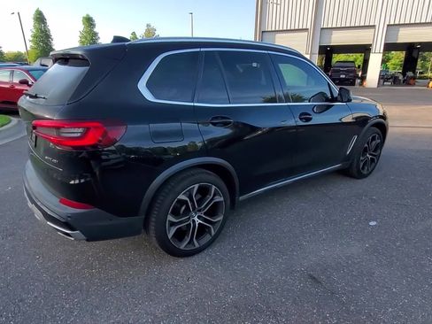 Used 2022 BMW X5 sDrive40i w/ Parking Assistance Package image 40