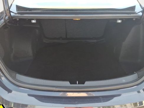 Used 2023 Chevrolet Malibu LT FWD image 21