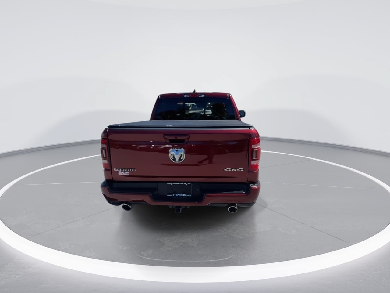 Used 2024 RAM 1500 Laramie AWD/4WD image 16