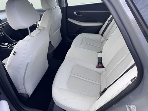 Used 2023 Hyundai Sonata SEL image 8