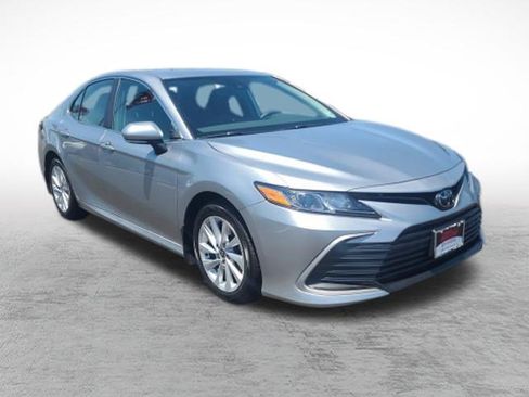 Certified 2023 Toyota Camry LE w/ Convenience Package FWD image 3