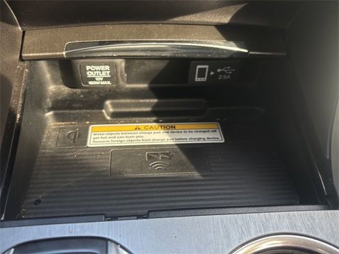 Used 2019 Acura TLX 3.5L Technology Pkg w/A-Spec P image 33