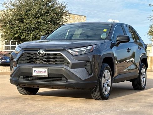 Used 2023 Toyota RAV4 LE image 3