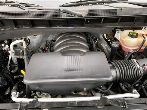 Used 2022 Chevrolet Silverado 1500 LT RWD image 32