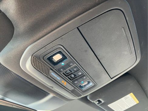 Used 2024 Ford Explorer ST-Line w/ Class IV Trailer Tow Package image 27