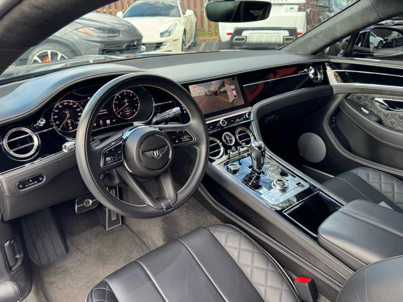 Used 2022 Bentley Continental GT AWD/4WD image 9