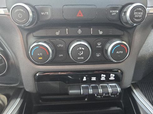 Used 2022 RAM 1500 Big Horn image 15