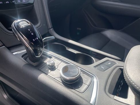 Used 2024 Cadillac XT6 Sport image 41