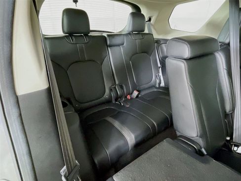 Used 2025 Honda Pilot EX-L image 30