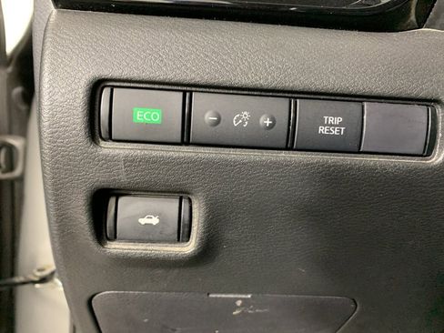 Used 2023 Nissan Sentra SV w/ All-Weather Package image 19