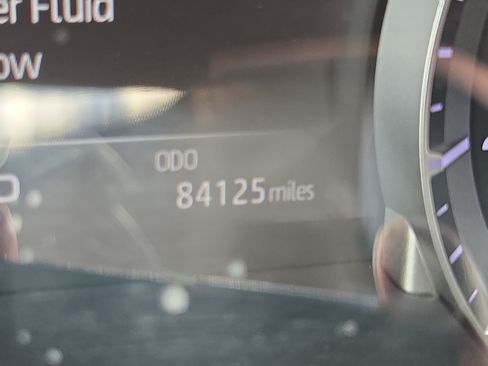 Used 2022 Toyota Highlander XLE FWD image 20