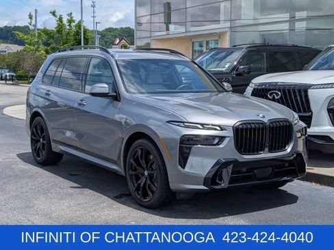 Used 2024 BMW X7 xDrive40i w/ M Sport Package AWD/4WD image 9