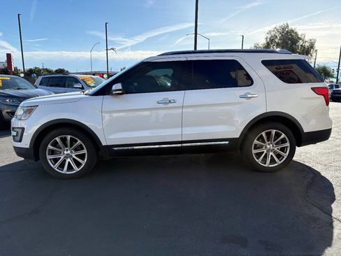 Used 2017 Ford Explorer Limited w/ Equipment Group 301A image 6