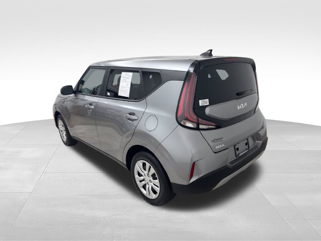Certified 2025 Kia Soul LX FWD image 3