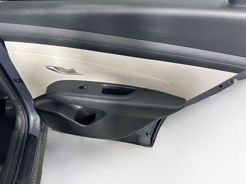 Used 2025 Hyundai Tucson SEL FWD image 29