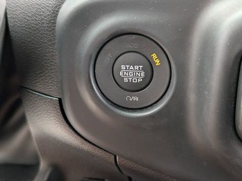 Used 2023 Jeep Gladiator Rubicon w/ LED Lighting Group image 32