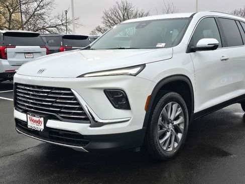New 2026 Buick Enclave Preferred w/ Power Package AWD/4WD image 12