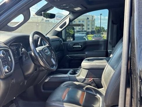 Used 2020 GMC Sierra 3500 AT4 w/ AT4 Premium Package AWD/4WD image 5