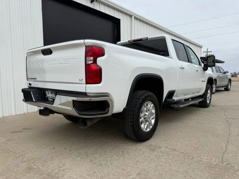 Used 2024 Chevrolet Silverado 2500 LT image 7