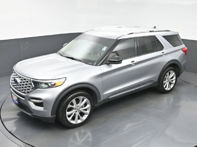 Used 2022 Ford Explorer Platinum w/ Equipment Group 601A AWD/4WD image 31