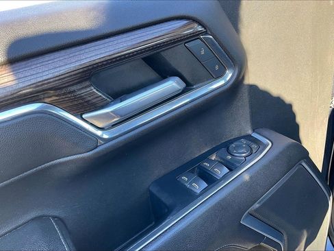 Used 2023 Chevrolet Silverado 1500 LT image 32