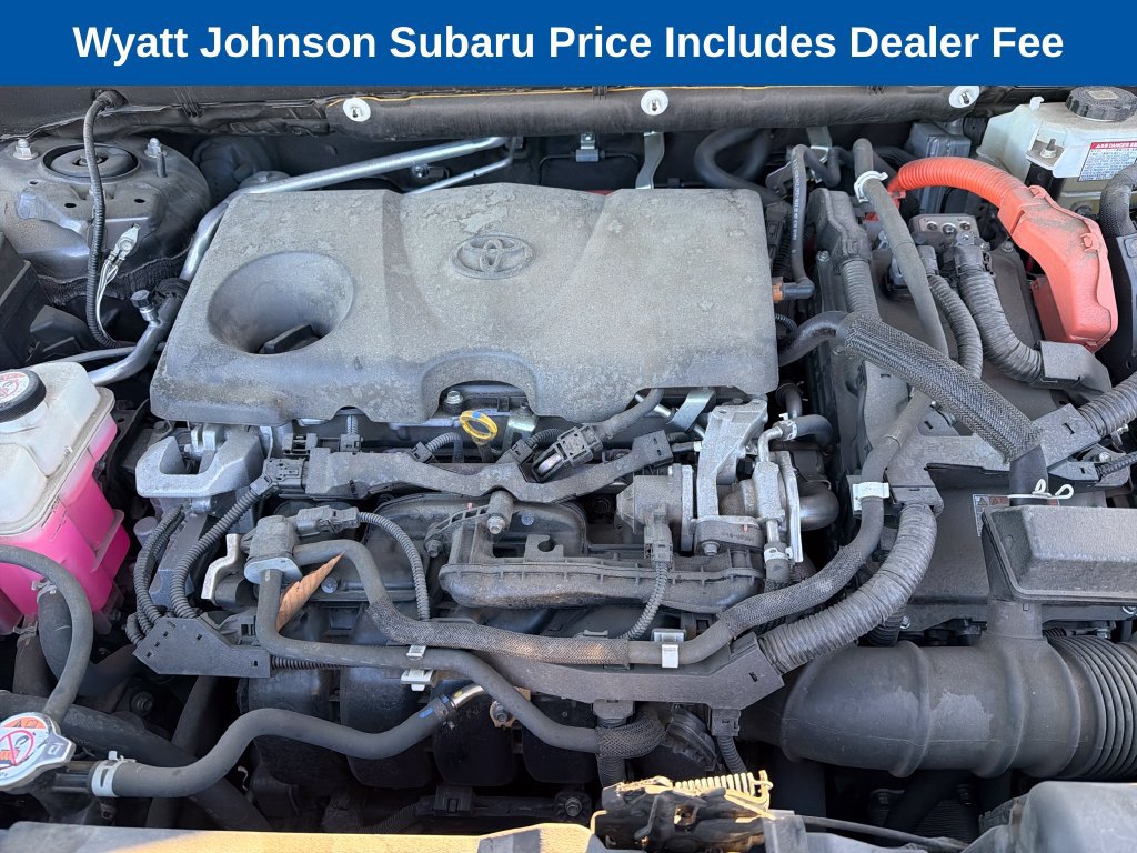 Used 2020 Toyota RAV4 Limited AWD/4WD image 18