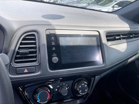 Used 2019 Honda HR-V Sport image 22