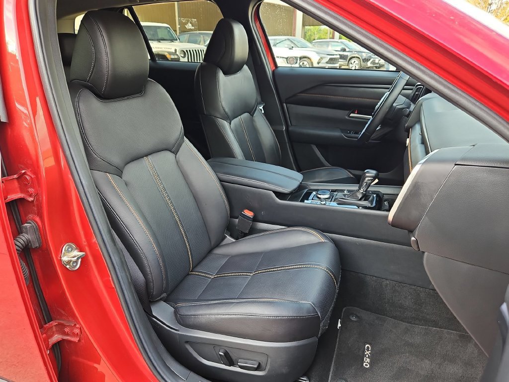 Used 2025 MAZDA CX-50 AWD 2.5 S w/ Premium Plus Pkg image 31