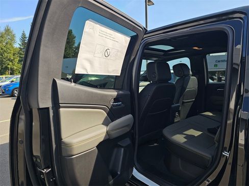 New 2026 Chevrolet Colorado ZR2 w/ ZR2 Bison Edition image 17