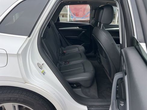 Used 2019 Audi Q5 2.0T Premium w/ Convenience Package image 35