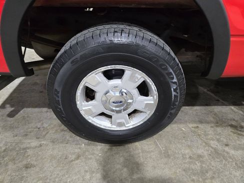 Used 2013 Ford F150 XLT w/ Mid Equipment Group AWD/4WD image 21