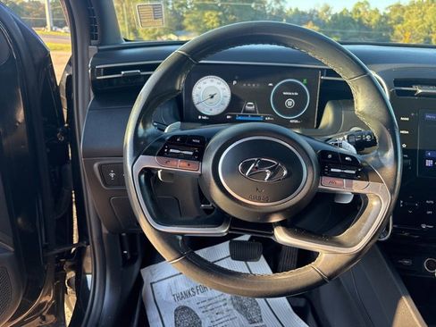 Used 2022 Hyundai Santa Cruz SEL Premium image 19