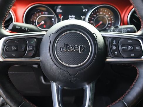 Used 2019 Jeep Wrangler Unlimited Rubicon AWD/4WD image 17
