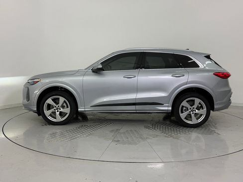 New 2025 Audi Q5 Premium Plus image 2