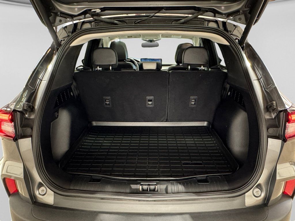 Used 2024 Ford Escape SE w/ PHEV Premium Package FWD image 25