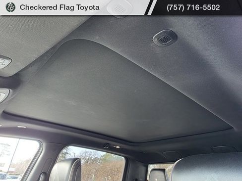 Used 2021 RAM 1500 Laramie w/ Sport Appearance Package image 10